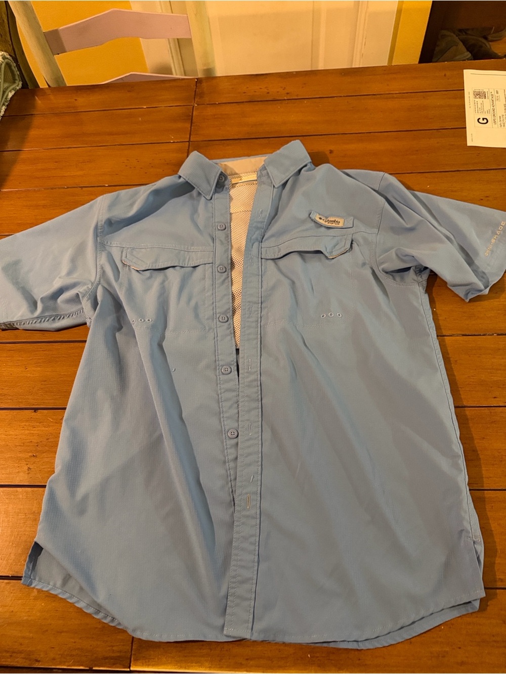 Columbia Men’s Light Blue Short-Sleeve Button-Down Performance Shirt
